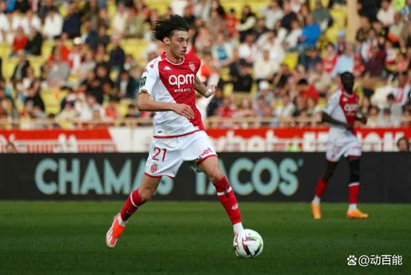 法甲最新积分榜出炉！巴黎圣日耳曼4-0，朗斯5-1，欧塞尔3-0